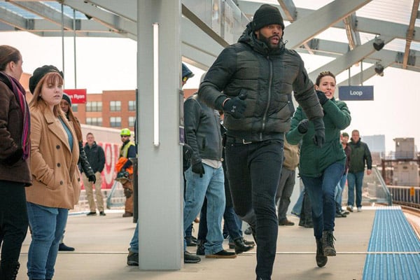 Chicago PD : Bild LaRoyce Hawkins, Marina Squerciati