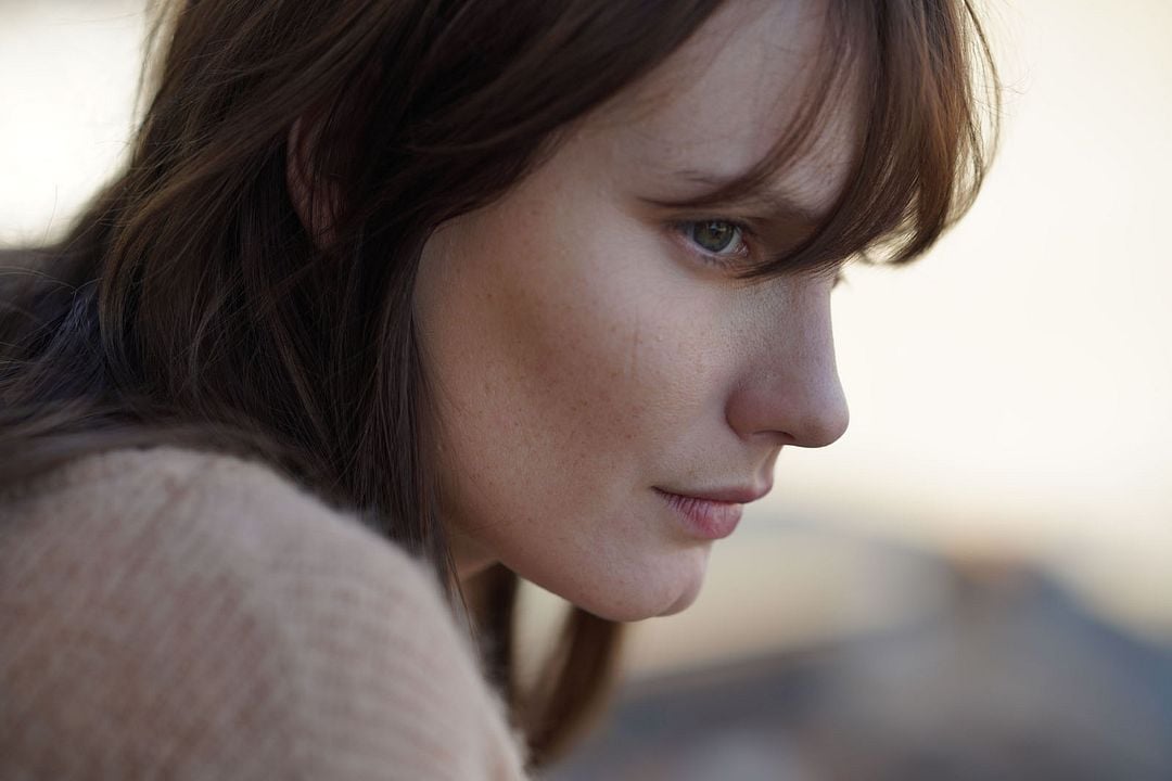 Einsam Zweisam : Bild Ana Girardot