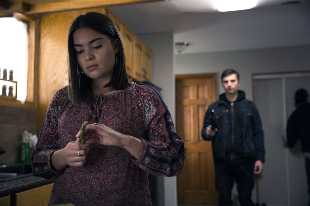 Cardinal : Bild Alex Ozerov, Devery Jacobs