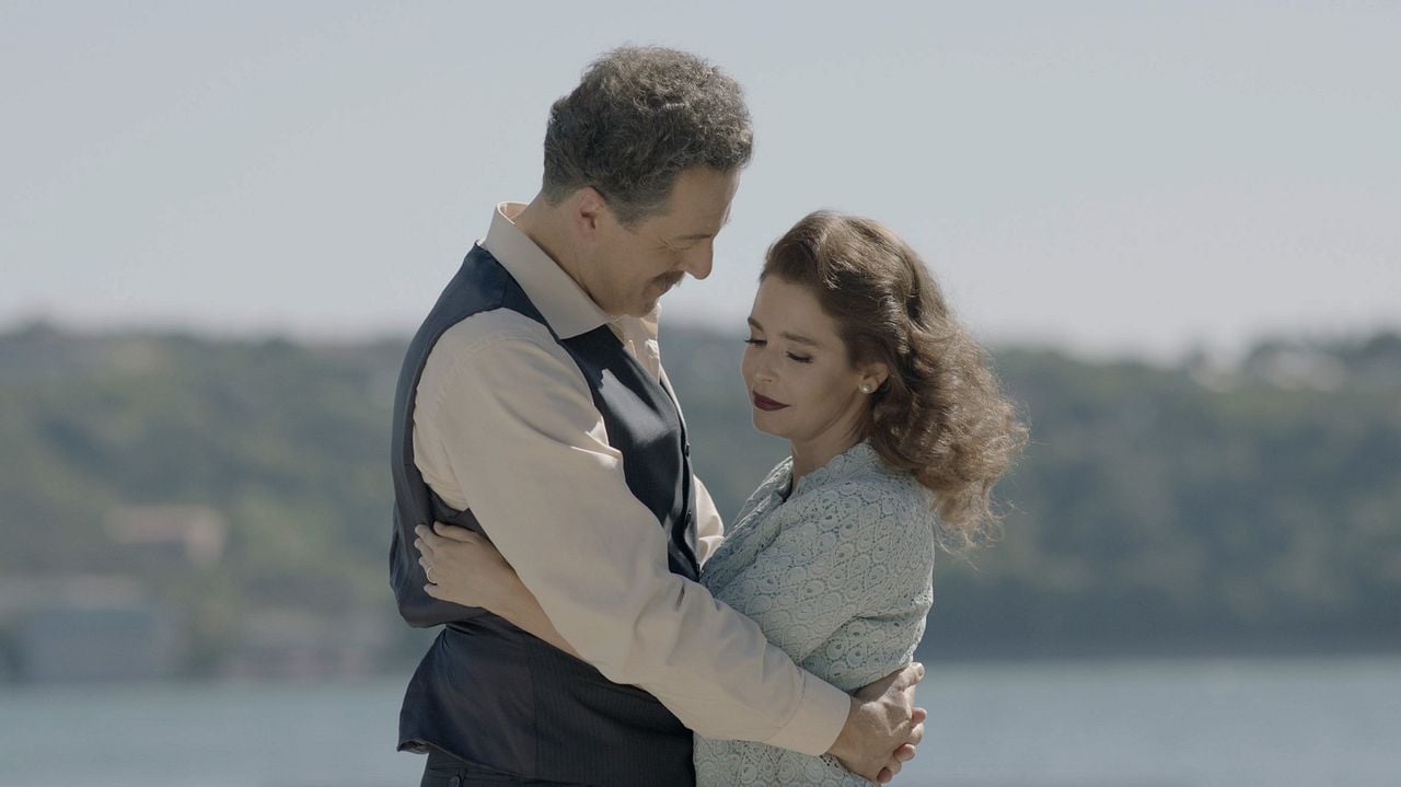 Merhaba Güzel Vatanım : Bild Pelin Batu