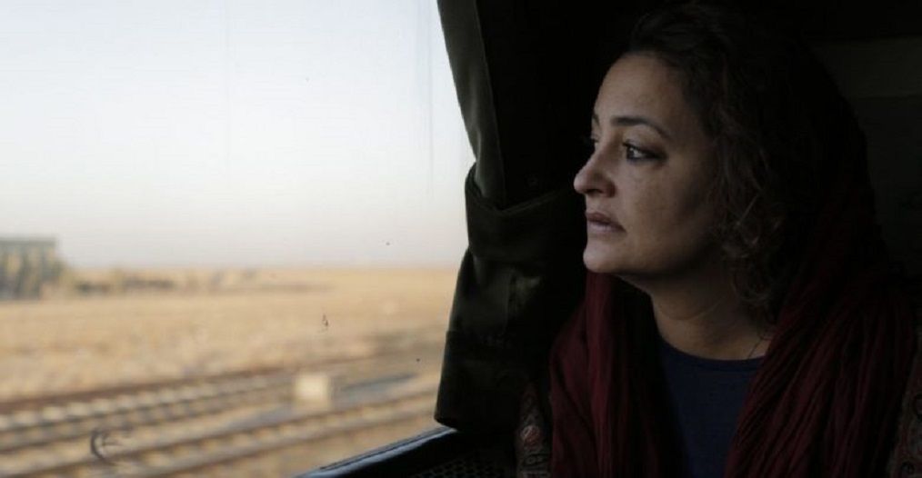 Finding Farideh : Bild