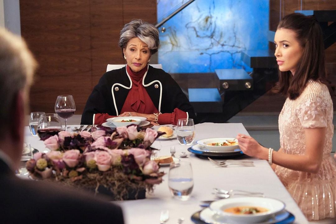 Nancy Drew : Bild Judith Maxie, Maddison Jaizani