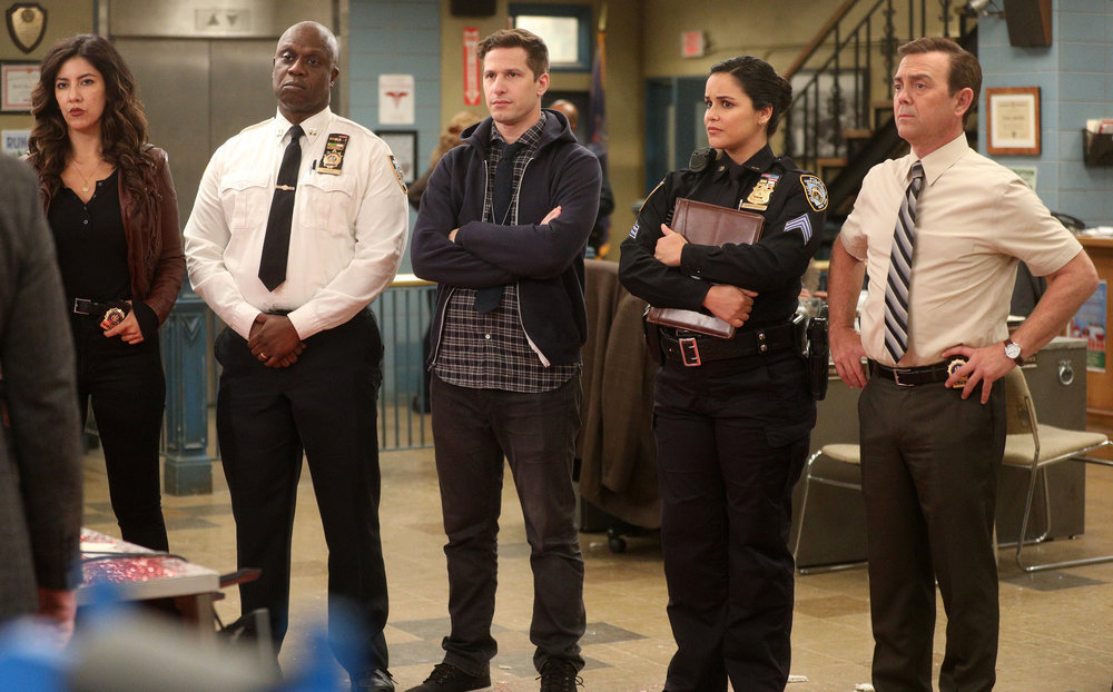 Brooklyn Nine-Nine : Bild Joe Lo Truglio, Andy Samberg, Andre Braugher, Stephanie Beatriz