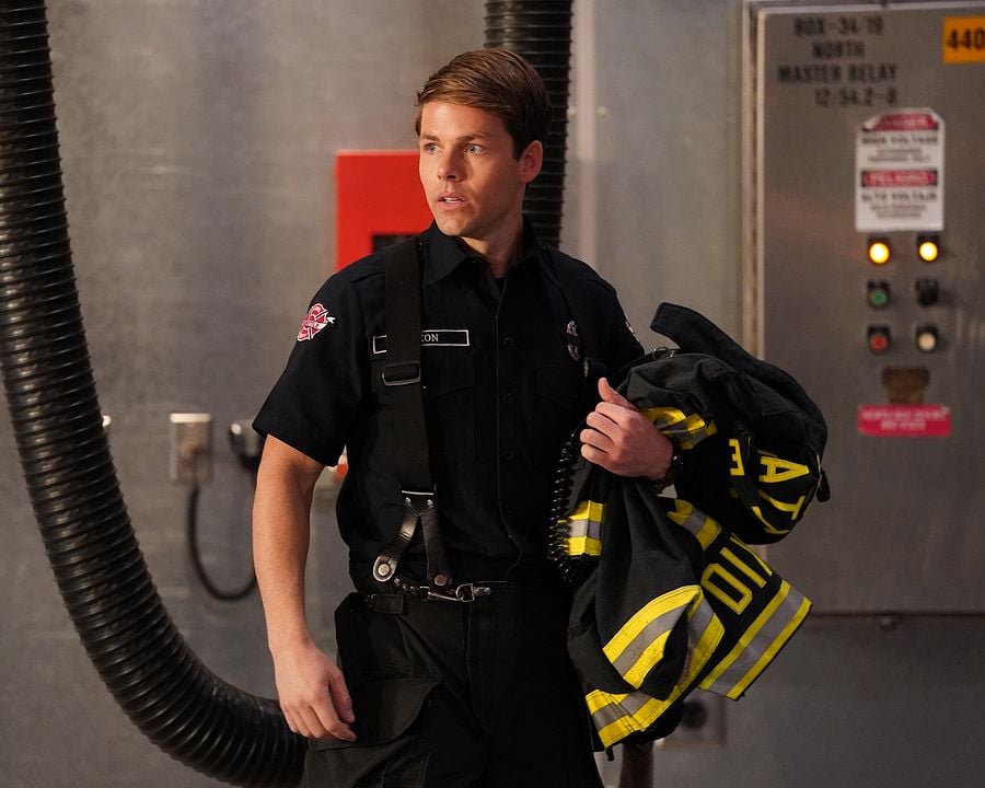 Seattle Firefighters - Die jungen Helden : Bild Lachlan Buchanan