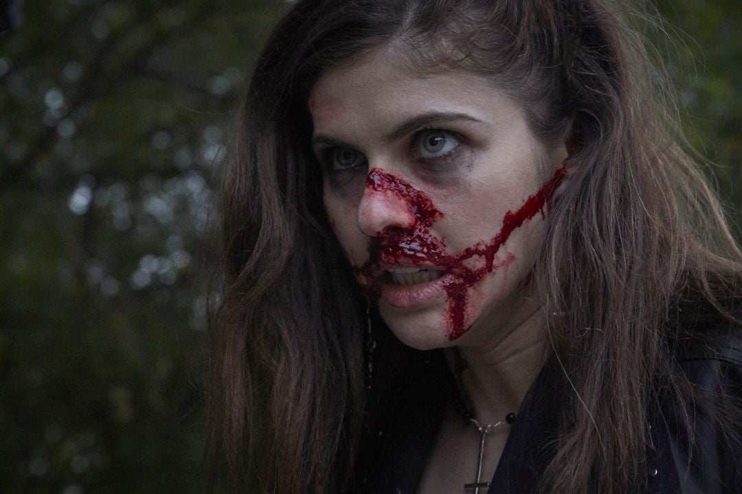 We Summon The Darkness : Bild Alexandra Daddario