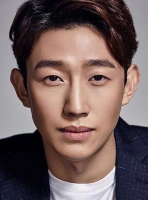 Kinoposter Ki-young Kang