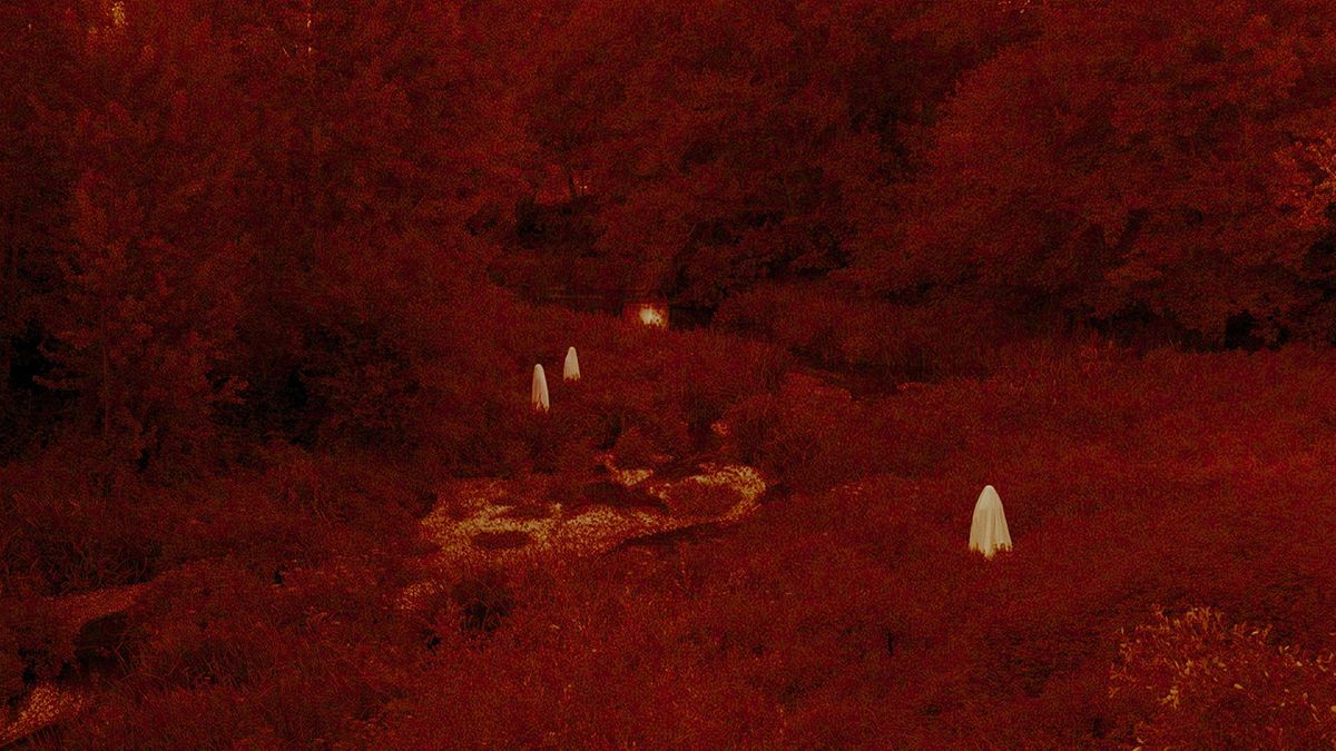 Red Moon Tide : Bild