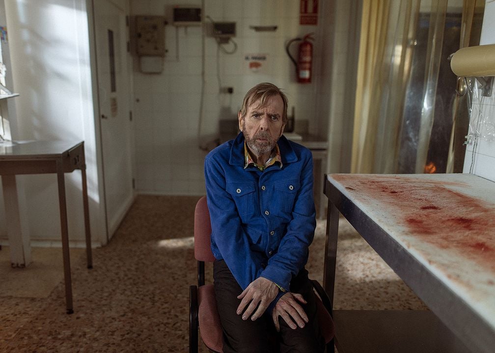 Nieva en Benidorm : Bild Timothy Spall