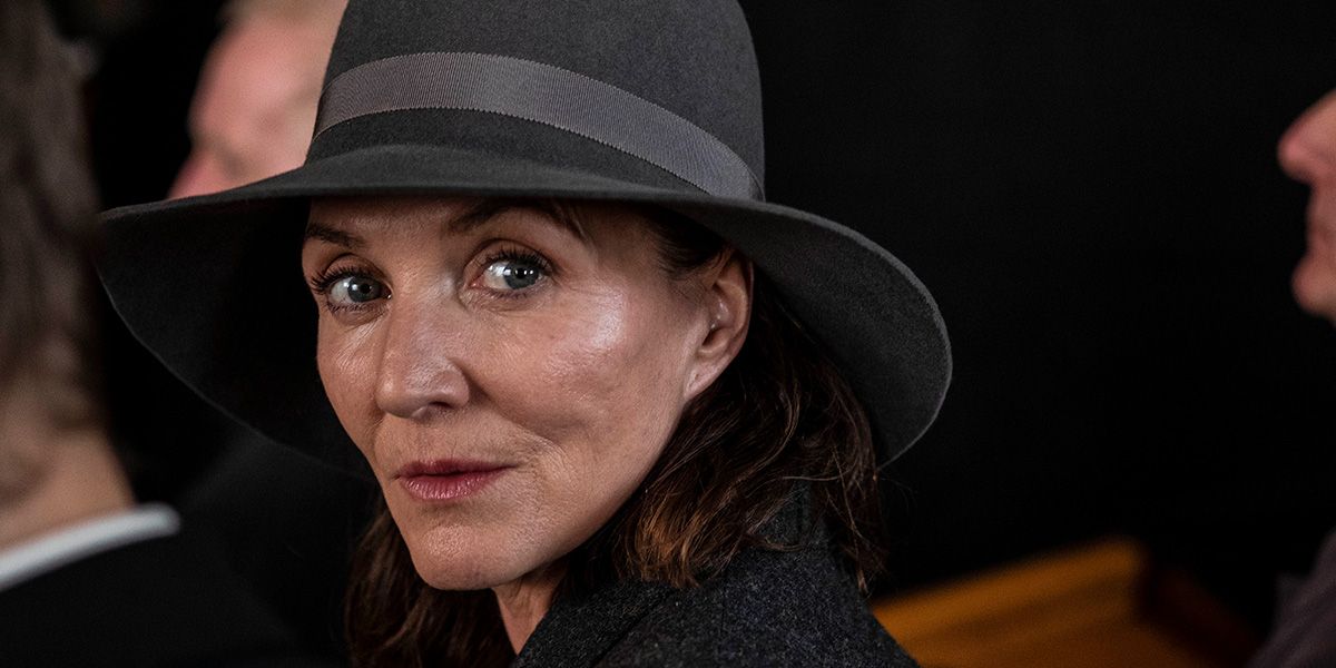 Nobody Has To Know : Bild