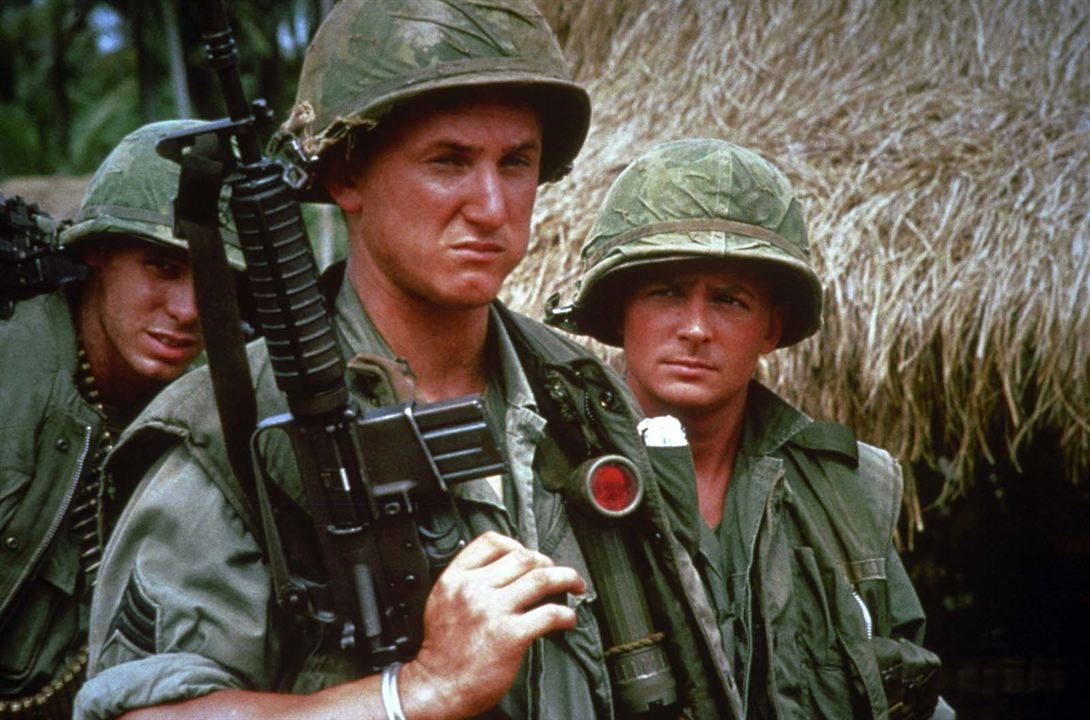Die Verdammten des Krieges : Bild Don Harvey, Michael J. Fox, Sean Penn