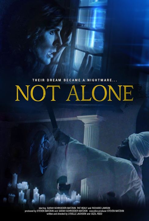 Not Alone : Kinoposter