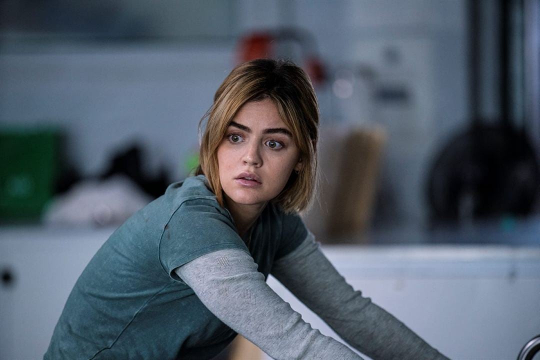 Ragdoll: Ragdoll : Bild Lucy Hale - 1 von 24 - FILMSTARTS.de