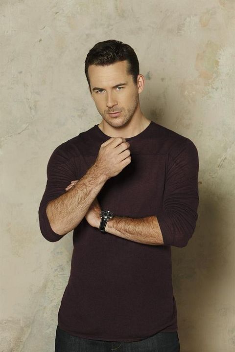 Vignette (magazine) Barry Sloane