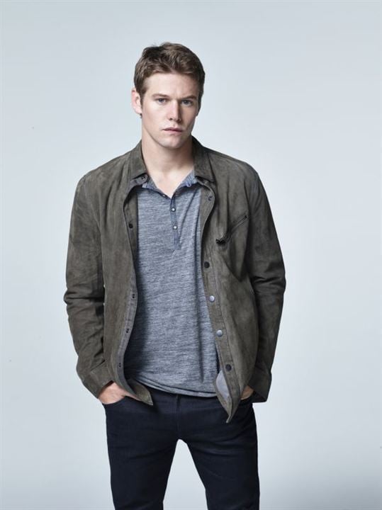 Vignette (magazine) Zach Roerig