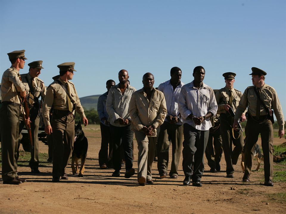 Mandela: Der lange Weg zur Freiheit : Bild Tony Kgoroge, Idris Elba