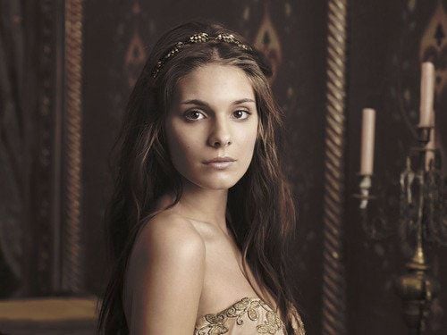 Bild Caitlin Stasey