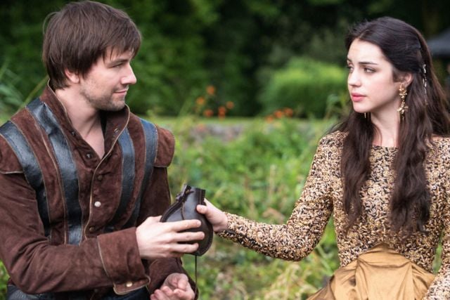 Reign : Bild Adelaide Kane, Torrance Coombs