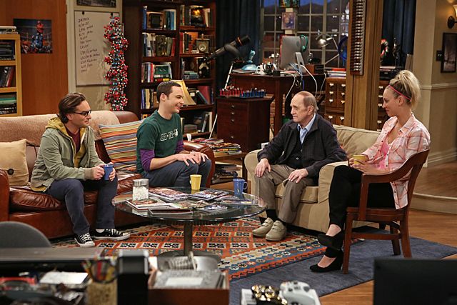 The Big Bang Theory : Bild Kaley Cuoco, Johnny Galecki, Jim Parsons, Bob Newhart