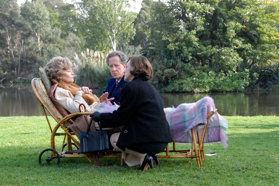 Im Auge des Sturms : Bild Charlotte Rampling, Geoffrey Rush