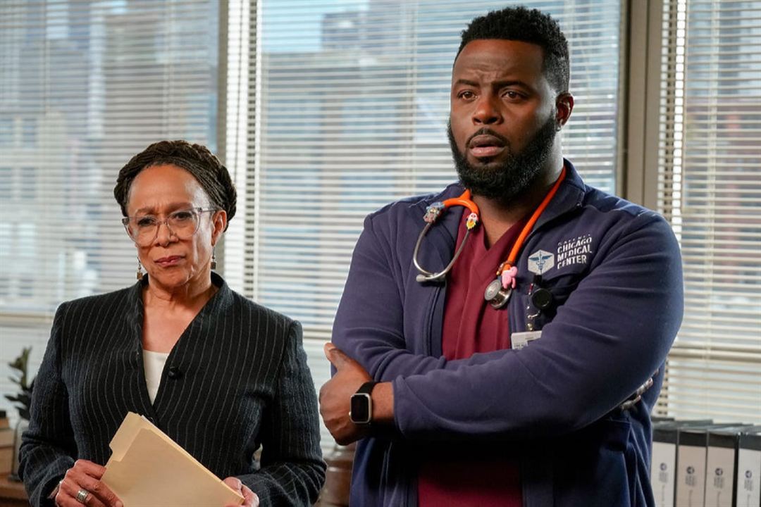 Chicago Med : Bild Guy Lockard, S. Epatha Merkerson