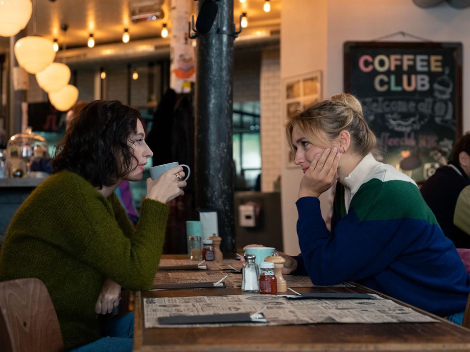 Bild Louise Coldefy, Chloé Jouannet