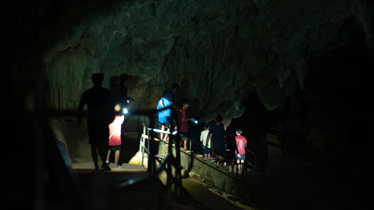 13 in der Falle: Wie wir in einer Höhle in Thailand überlebten : Bild