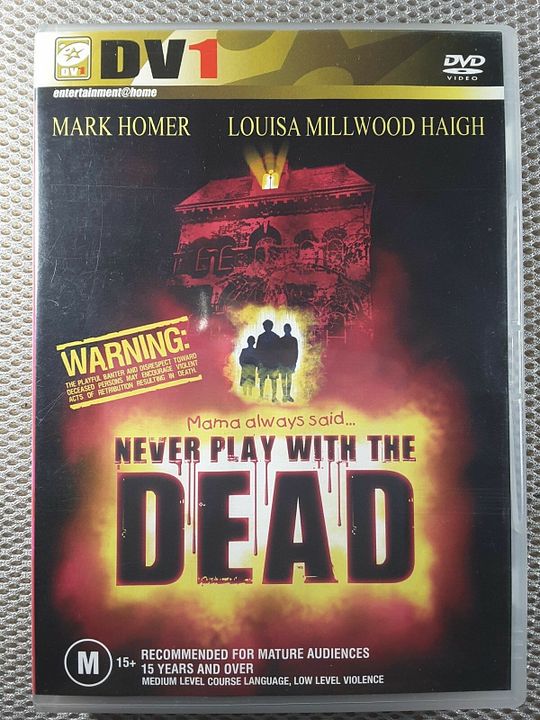 Never Play with the Dead : Kinoposter