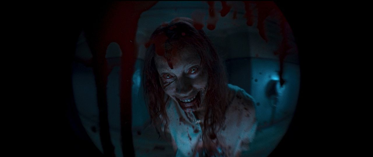 Evil Dead Rise : Bild Alyssa Sutherland