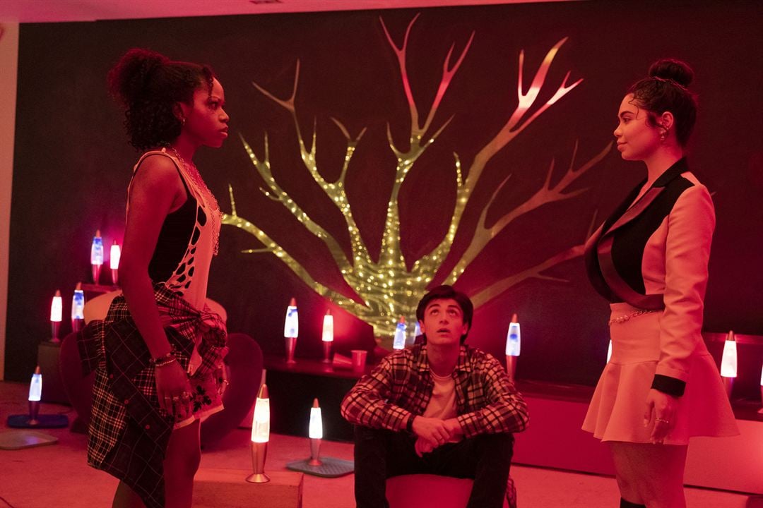 Darby And The Dead : Bild Asher Angel, Riele Downs, Auli'i Cravalho
