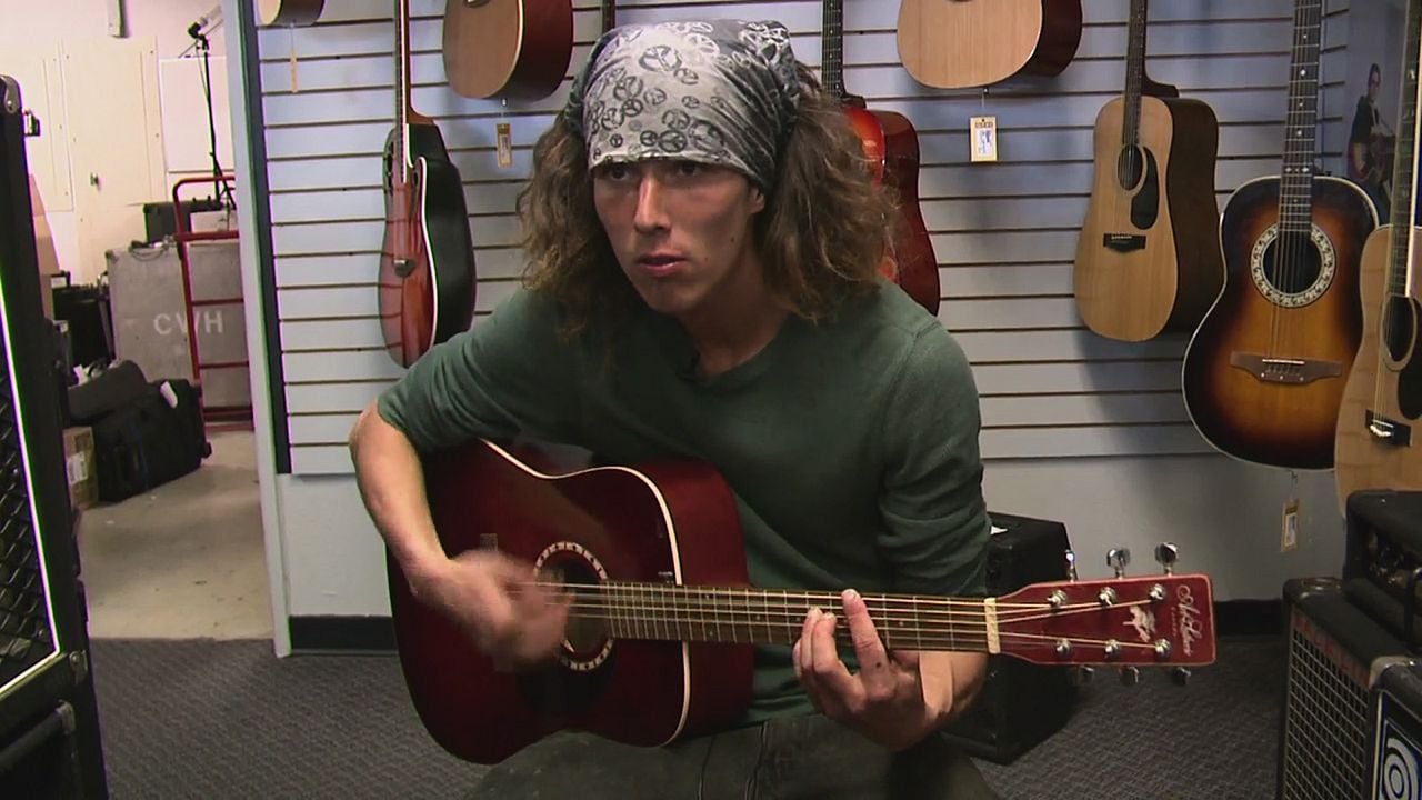 Der axtschwingende Anhalter : Bild