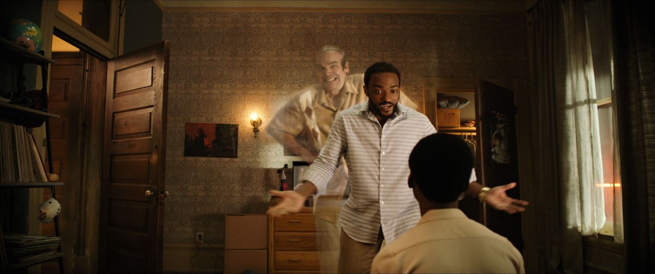 We Have A Ghost : Bild Anthony Mackie, David Harbour