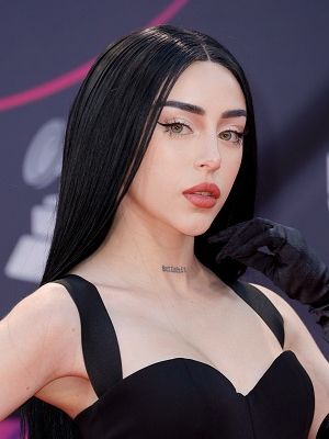 Kinoposter Nicki Nicole