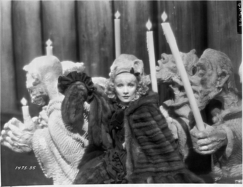 Die große Zarin : Bild Marlene Dietrich