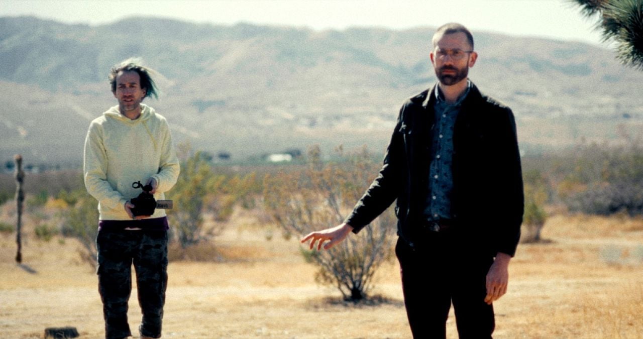 Something In The Dirt : Bild