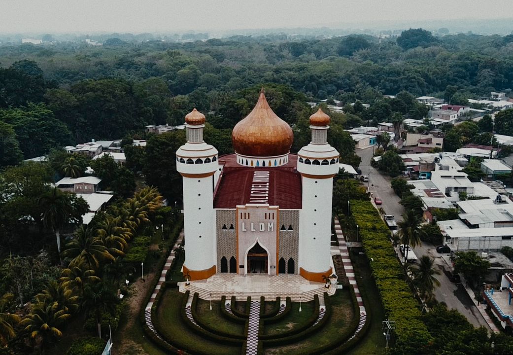 Die dunkle Seite der Kirche La Luz del Mundo : Bild