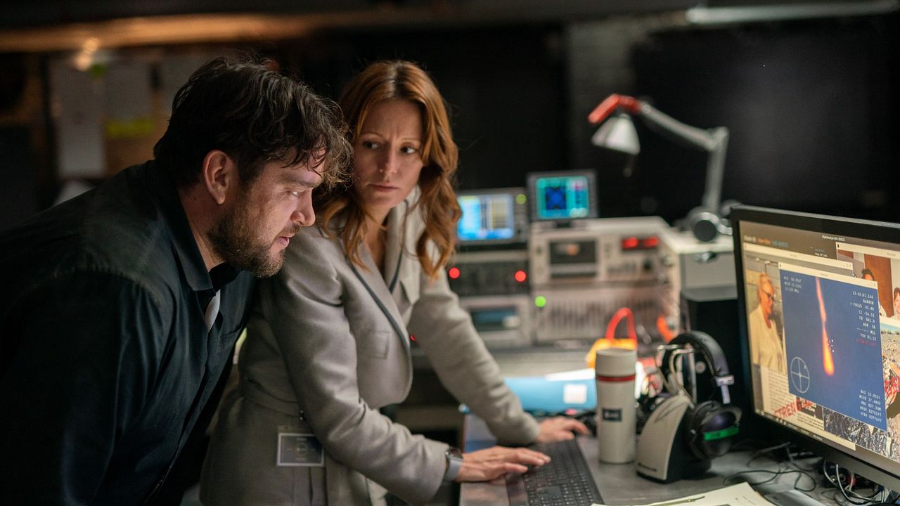 Wow! Nachricht aus dem All : Bild Lavinia Wilson, Ronald Zehrfeld