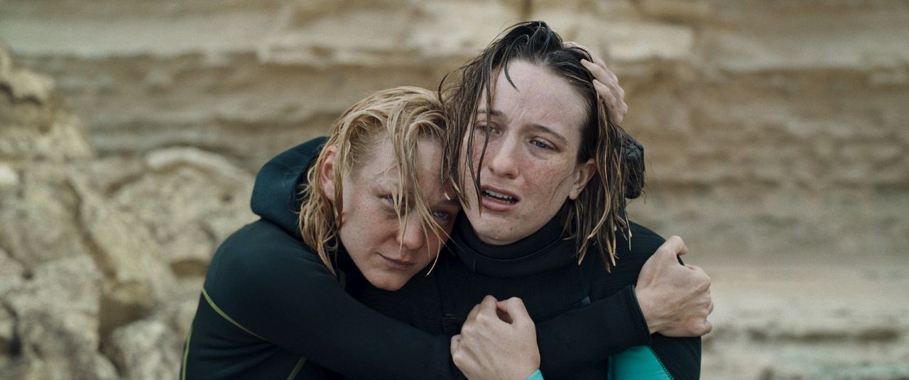 The Dive : Bild Louisa Krause, Sophie Lowe