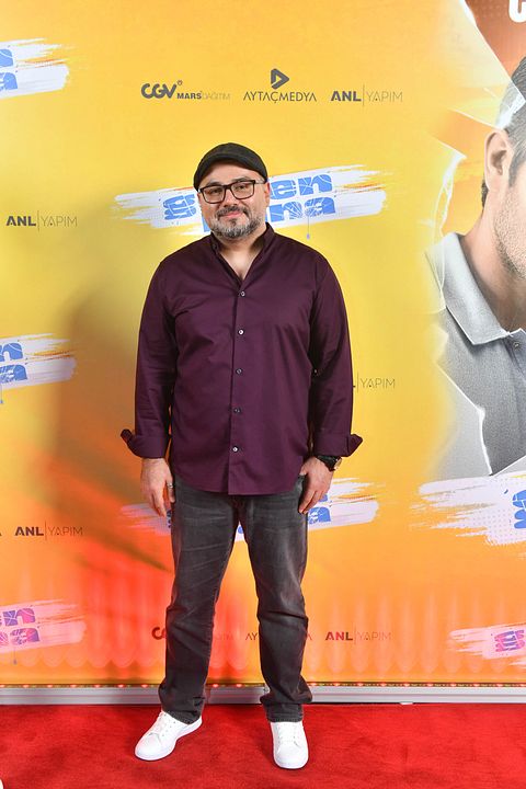 Güven Bana : Vignette (magazine)