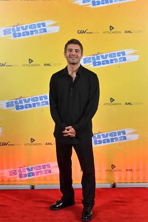 Güven Bana : Vignette (magazine)