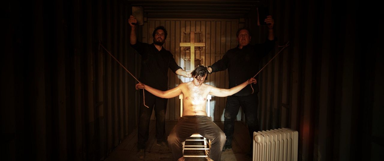 Godless - Der Exorzismus der Lara Levonde : Bild