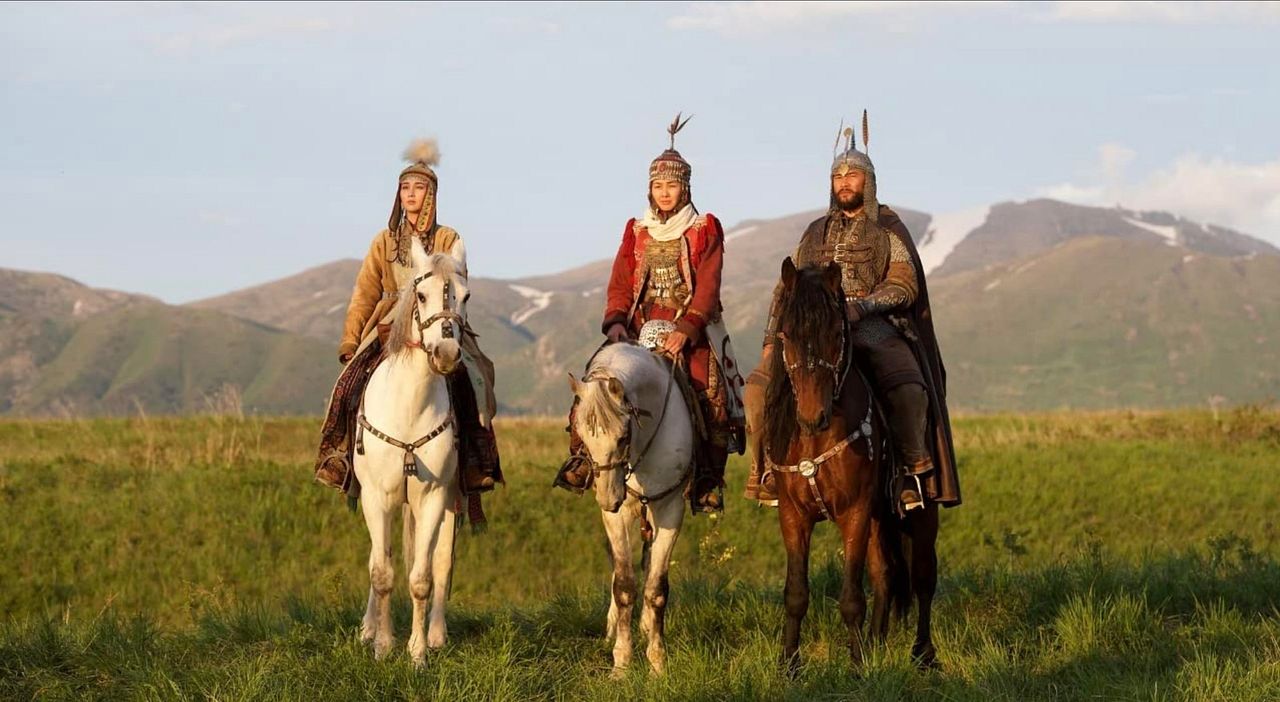 The Golden Throne - Der neue Khan : Bild