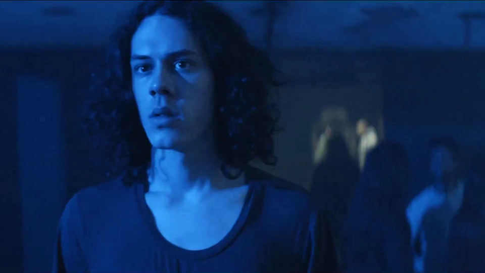 Hard Paint Teaser Hard Paint Teaser OmdU FILMSTARTS.de