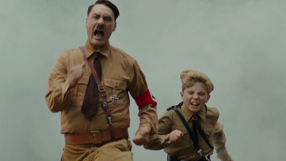 Jojo Rabbit Trailer - Jojo Rabbit Trailer DF - FILMSTARTS.de