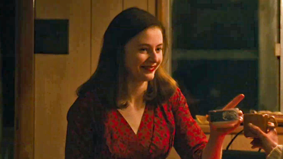 Eileen Trailer Eileen Offizieller Trailer OmdU FILMSTARTS.de